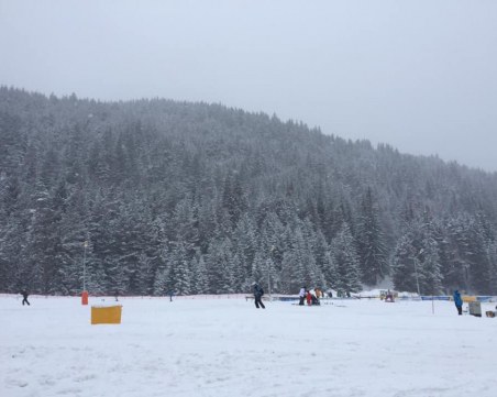 Отмениха ски състезанията в Банско заради обилния снеговалеж