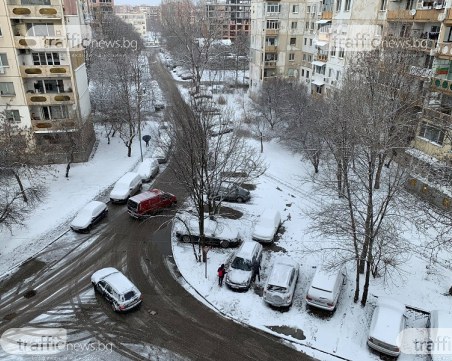 Всички основни пътни артерии в Пловдив - почистени до асфалт!