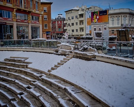 Опасно студена неделя! Обявиха жълт код в 12 области