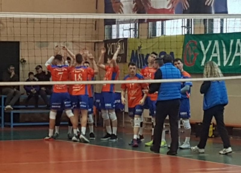 Страхотни победи на пловдивските отбори във волейбола