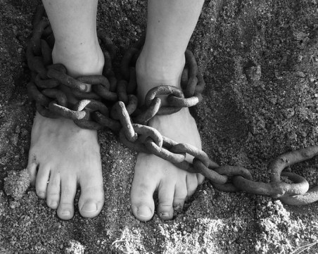 Модерното робство – бич на нашето съвремие. Един на всеки 200 е жертва!