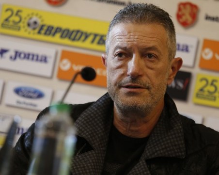 Шефът на съдиите се изказа за червения картон на Едвин Джеси ВИДЕО