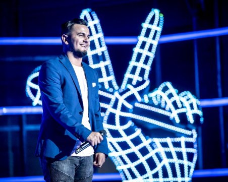 Таксидижия със сръбско взриви 