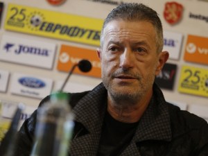 Шефът на съдиите се изказа за червения картон на Едвин Джеси ВИДЕО