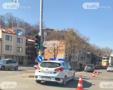 Кола помете жена в центъра на Пловдив, пострадалата е в болница СНИМКИ