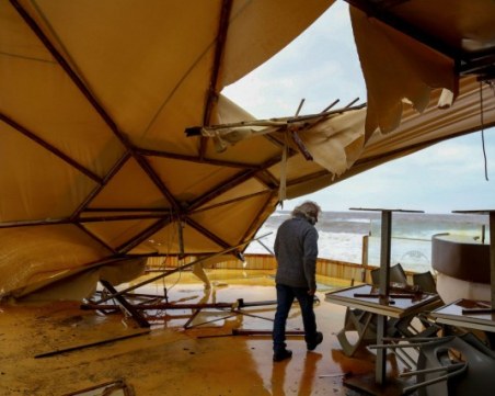 Обявиха извънредно положение в Гърция заради лошото време СНИМКИ