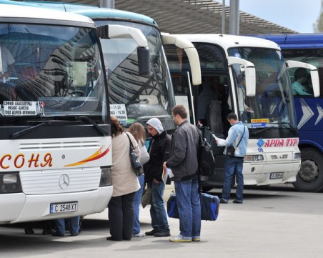 Да се изсветли сивият сектор! Автобусните превозвачи казват как - регистрация по ДДС