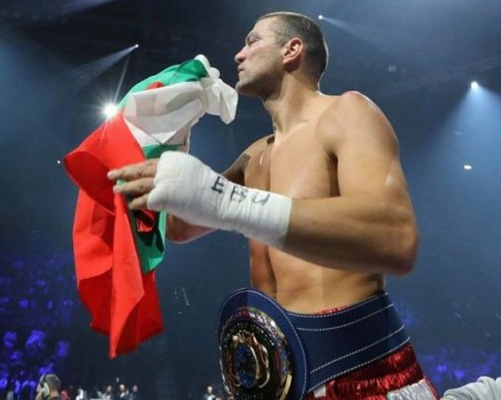 И Античния театър вариант за мача на Тервел Пулев в Пловдив