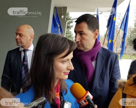 Мария Габриел в Пловдив: Изкуственият интелект и блокчейнът могат да се приложат в земеделието СНИМКИ