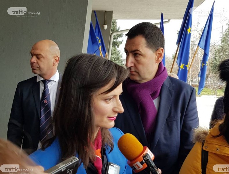 Мария Габриел в Пловдив: Изкуственият интелект и блокчейнът могат да се приложат в земеделието СНИМКИ