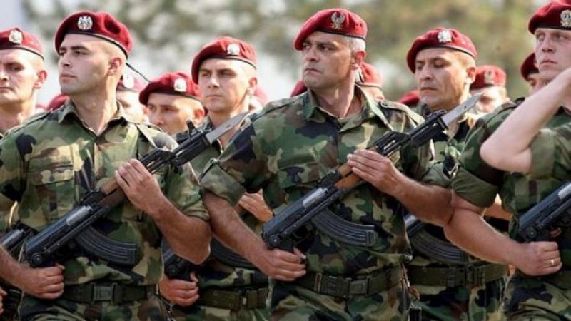 Съседна Сърбия връща военното обучение, мисли и за казармата. А ние?