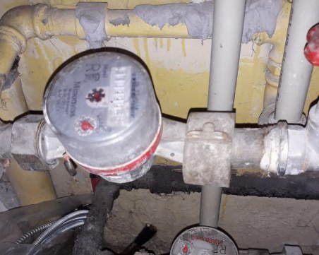 Извършиха проверки на жилищата в Тракия, които получиха сметки за топла вода при отрязани тръби