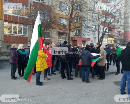 Жители на Кючука: Трети път разширяват болница, на четвъртия може и ние да влезем в нея ВИДЕО