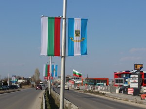 Монтираха 300 нови знамена в Пловдив СНИМКИ