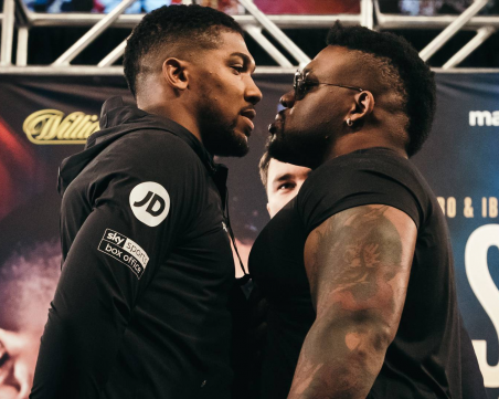 Три пъти насочвали оръжие към съперника на Джошуа