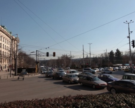 Центърът на София е блокиран! Засилени мерки за сигурност за празника