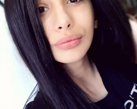 Роберта е млада и крехка, но вече води тежка битка за живота си! Нека помогнем СНИМКИ