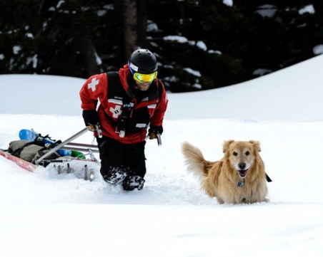 Спасиха туристи, изгубили се в мъглата край река Бели Искър