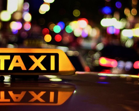 Таксиджиите искат пряка връзка с телефон 112