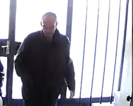 Без срам! Фалшив инкасатор обра възрастна жена в София ВИДЕО