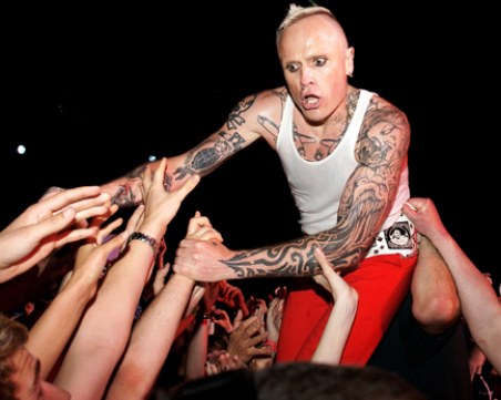 Фронтменът на The Prodigy е предупреждавал, че може да се самоубие