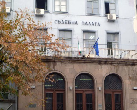 Панагюрец ругае шефовете си от 