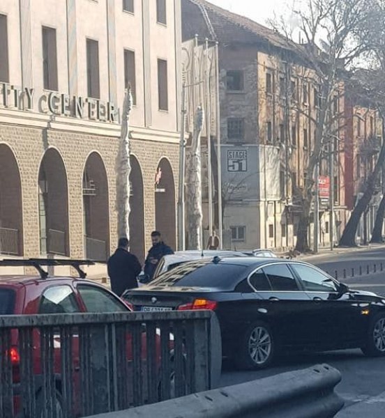 Катастрофа затапи движението на Сточна гара в Пловдив СНИМКА