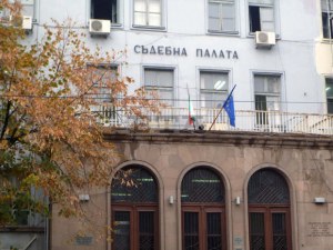 Панагюрец ругае шефовете си от