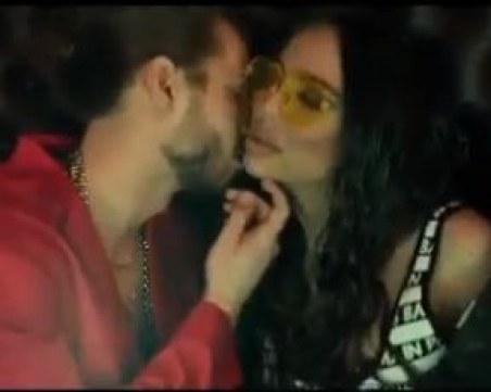 Луда нощ в клуба за Николета Лозанова и Папи Ханс ВИДЕО