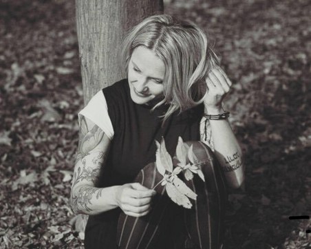 Близки и колеги на Весела Тотева се сбогуваха с нея СНИМКИ