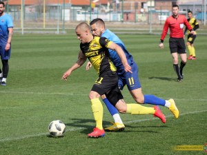 Ботев би Марица в контрола, играха и доста юноши