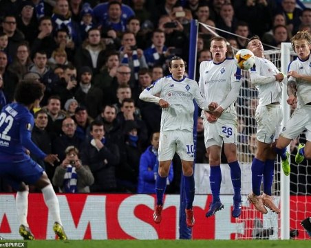 Челси и Наполи вече гледат към четвъртфиналите в Лига Европа