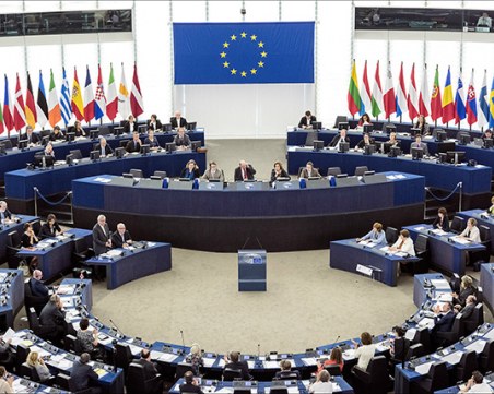 Листата на ГЕРБ – ясна до края на месеца, БСП решава за Станишев след седмица