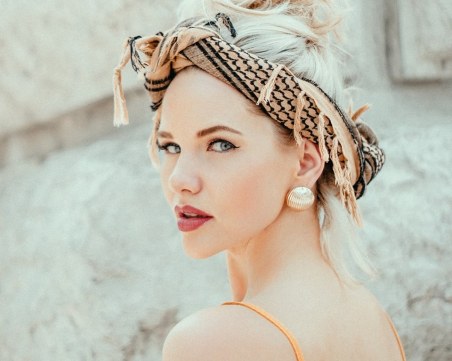 Млада plus-size моделка загуби битката с рака