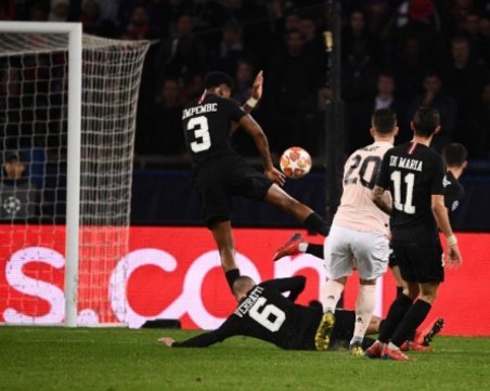 УЕФА се изказа за дузпата на Манчестър Юн ВИДЕО