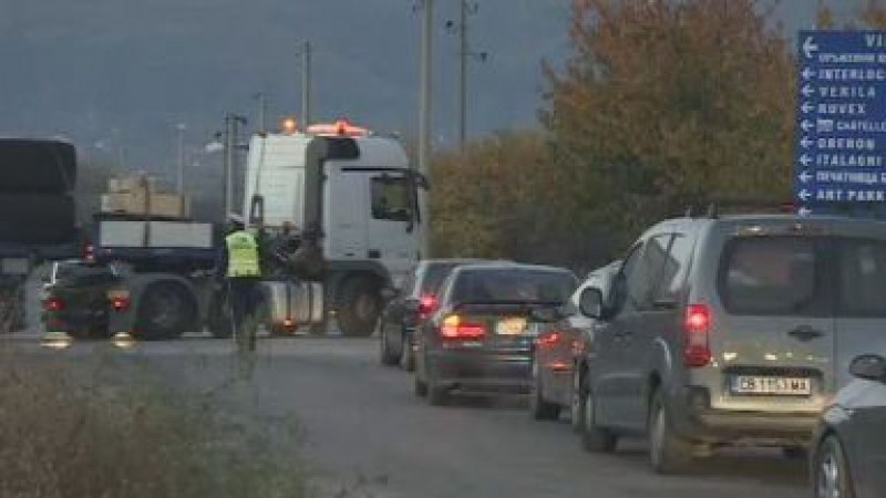 Ограничават движението край Ихтиман в посока Бургас заради ремонт