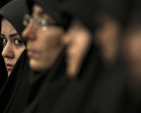 Адвокатка е осъдена на 38 години затвор и 148 удара с камшик