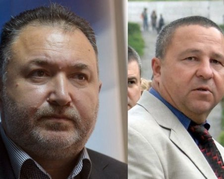 Кметовете на Карлово и Калофер продължават спора си в съда