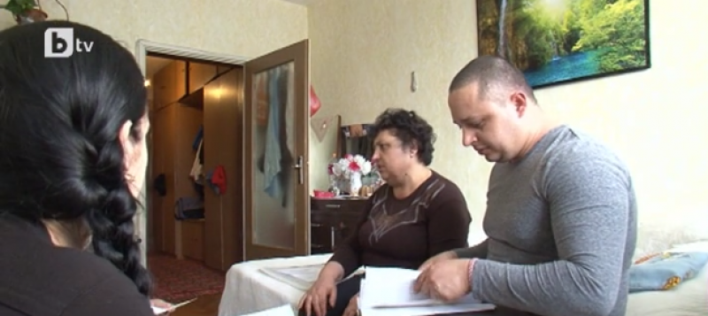 Полицейски произвол в Плевен? Майка и син с жалба срещу униформените