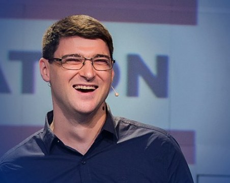 Златица пише до Бойко Борисов: Искаме си учителя Тодор Цачев! ВИДЕО