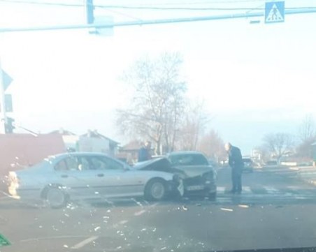 Катастрофа в Граф Игнатиево! Движението към Пловдив е затруднено СНИМКА