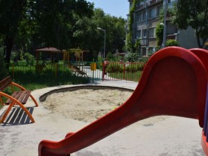 Дете бяга от забавачка, уволняват учителката