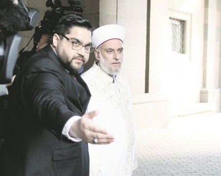 Мюфтийството запазва мълчание за дълга от 8 млн. лева, чака депутатите