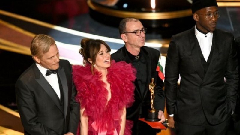 Българинът, развял трибагреника на сцената на Оскарите, идва в Пловдив