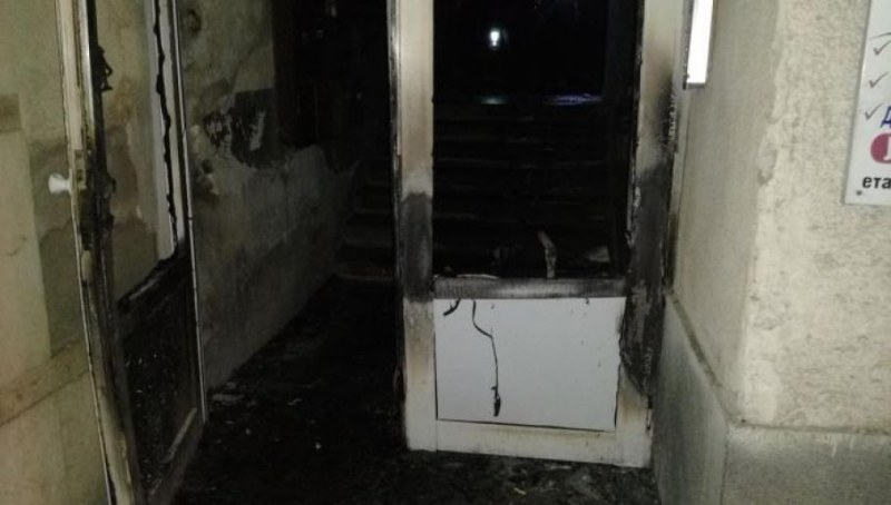 Психично болен подпали блок в Кюстендил – краде ток, топли се на ютия!?