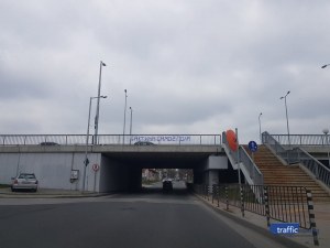 Провесиха плакат от моста на Герджика: Факт: има само два пола СНИМКИ
