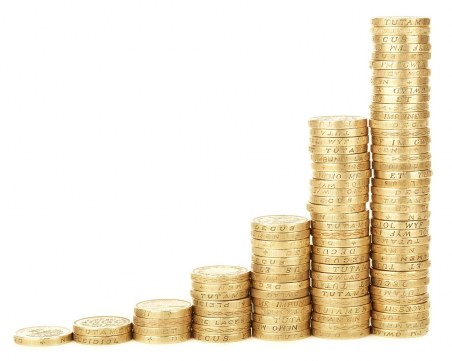 Броят на безработните продължава да намалява - вече е 6,2%