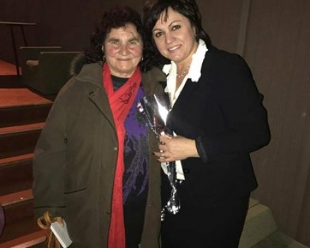 Майката на Корнелия Нинова – член на партията на щерката