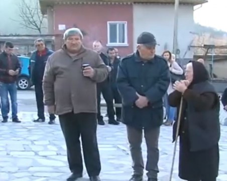 Село се вдига на бунт! Цената на водата им скочила с цели 200%