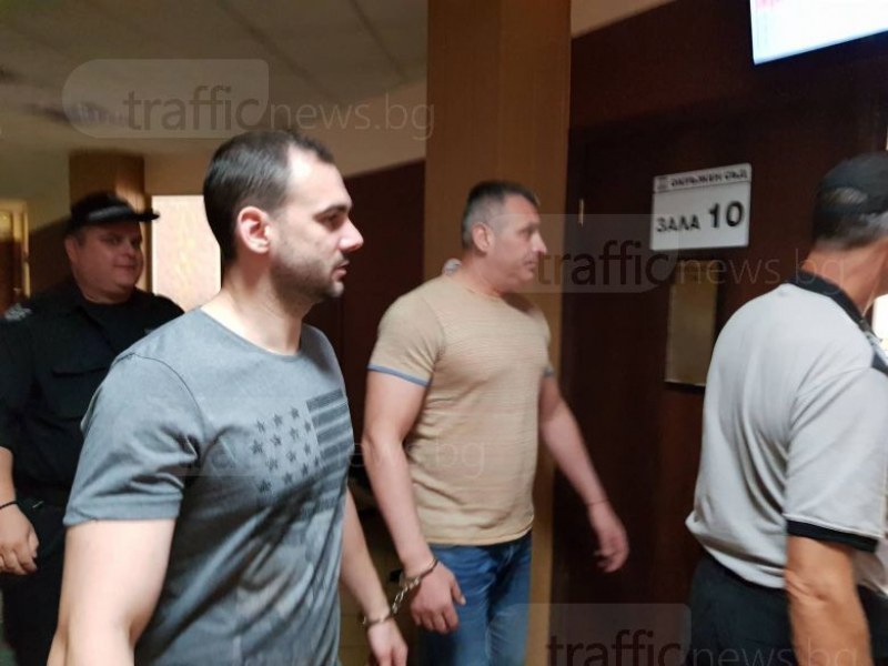Съдът върна в ареста пловдивските полицаи, обвинени в грабеж и рекет